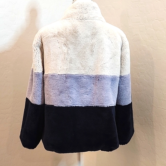 MARC NEW YORK ANDREW MARC SUPER SOFT COAT SZ XL IN EXCELLENT CONDITION - Picture 5 of 11